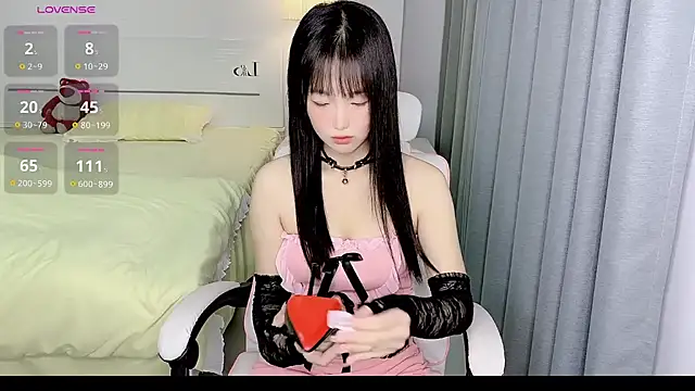 Snapshot of -Wendy__ chatting on January 30, 3:29 pm -Wendy online show from January 30, 3:29 pm