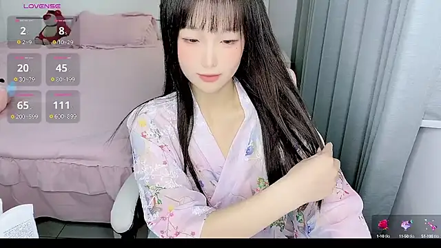 Snapshot of -Wendy__ chatting on February 8, 5:18 pm -Wendy online show from February 8, 5:18 pm