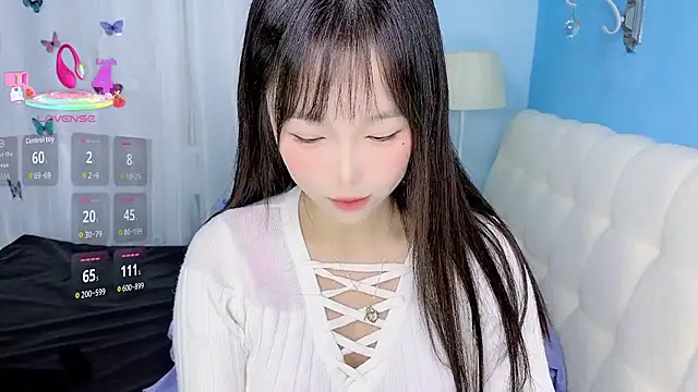 Snapshot of -Wendy__ chatting on January 12, 4:07 am -Wendy online show from January 12, 4:07 am