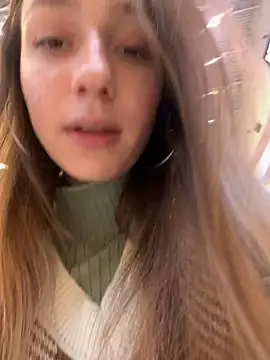 Snapshot of Lia__Love chatting on December 2, 1:13 pm Lia Love online show from December 2, 1:13 pm