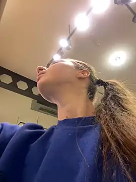 Snapshot of Lia__Love chatting on December 13, 4:49 pm Lia Love online show from December 13, 4:49 pm