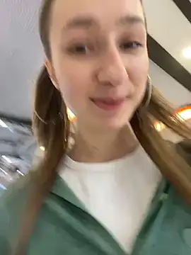 Snapshot of Lia__Love chatting on December 16, 1:11 pm Lia Love online show from December 16, 1:11 pm