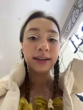 Snapshot of Lia__Love chatting on December 31, 9:10 am Lia Love online show from December 31, 9:10 am