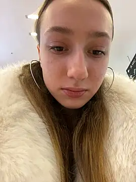 Snapshot of Lia__Love chatting on January 13, 1:06 pm Lia Love online show from January 13, 1:06 pm