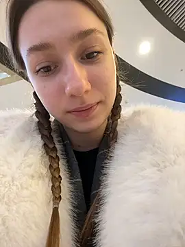 Snapshot of Lia__Love chatting on February 4, 12:55 pm Lia Love online show from February 4, 12:55 pm