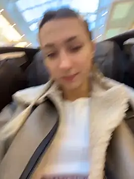 Snapshot of Lia__Love chatting on November 4, 11:09 am Lia Love online show from November 4, 11:09 am