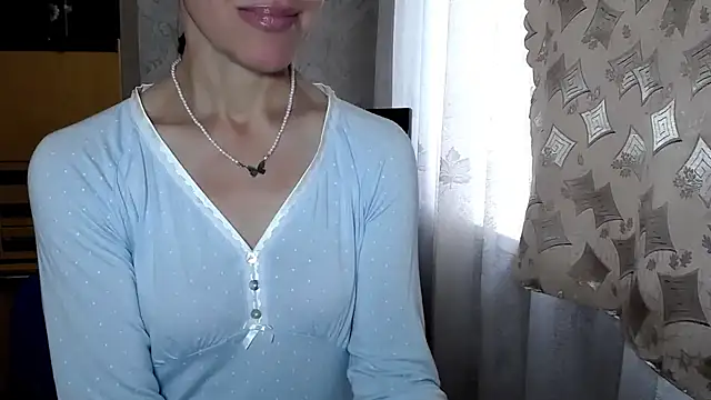 Snapshot of Pepper_mur chatting on June 19, 7:45 am Pepper mur online show from June 19, 7:45 am