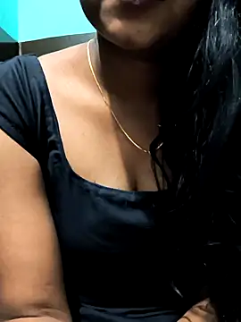 Snapshot of NEETU-89 chatting on February 1, 5:49 am NEETU-89 online show from February 1, 5:49 am