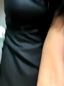 Snapshot of NEETU-89 chatting on February 10, 5:47 am NEETU-89 online show from February 10, 5:47 am