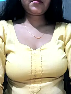 Snapshot of NEETU-89 chatting on March 8, 4:28 pm NEETU-89 online show from March 8, 4:28 pm