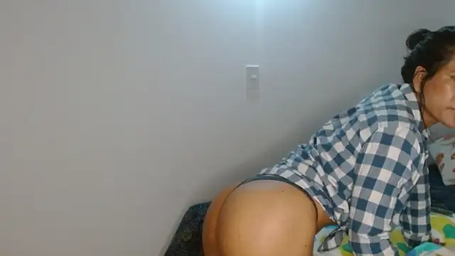 Snapshot of Vanessa_Aniston chatting on September 29, 11:37 am Vanessa Aniston online show from September 29, 11:37 am