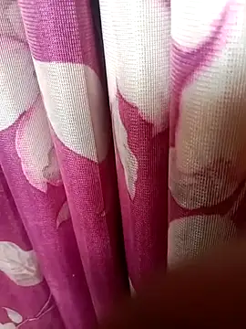 Snapshot of mohan555 chatting on September 22, 6:48 am mohan555 online show from September 22, 6:48 am