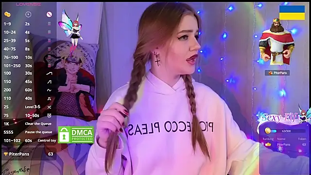 Snapshot of RedVelveten chatting on February 19, 11:57 pm RedVelveten online show from February 19, 11:57 pm