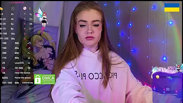 Snapshot of RedVelveten chatting on February 23, 8:22 pm RedVelveten online show from February 23, 8:22 pm