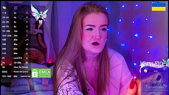 Snapshot of RedVelveten chatting on March 6, 9:20 pm RedVelveten online show from March 6, 9:20 pm