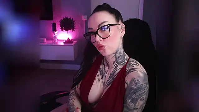 Snapshot of PalinaPr chatting on January 9, 9:26 pm PalinaPr online show from January 9, 9:26 pm