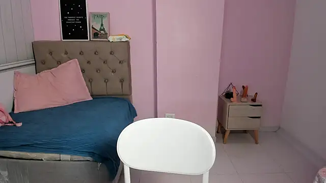 lauren rios7 online show from October 9, 8:29 pm