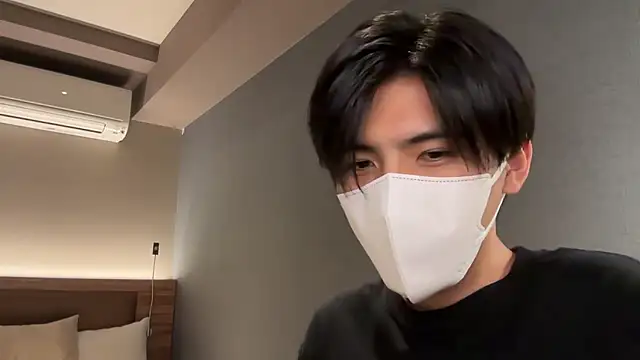Snapshot of Lio_kun chatting on May 17, 1:18 pm Lio kun online show from May 17, 1:18 pm