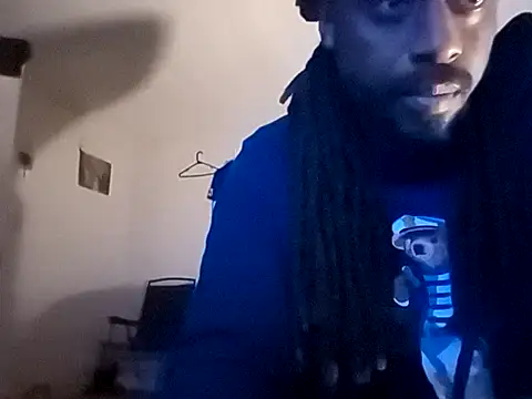 Snapshot of Zaddywood60 chatting on March 29, 11:49 pm Zaddywood60 online show from March 29, 11:49 pm