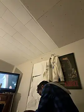 Snapshot of Zaddywood60 chatting on April 3, 4:32 am Zaddywood60 online show from April 3, 4:32 am