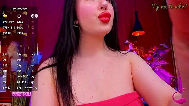 Mayzzie online show from June 6, 7:29 pm