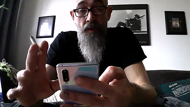 Snapshot of Kingsscepter chatting on January 25, 10:19 am Kingsscepter online show from January 25, 10:19 am