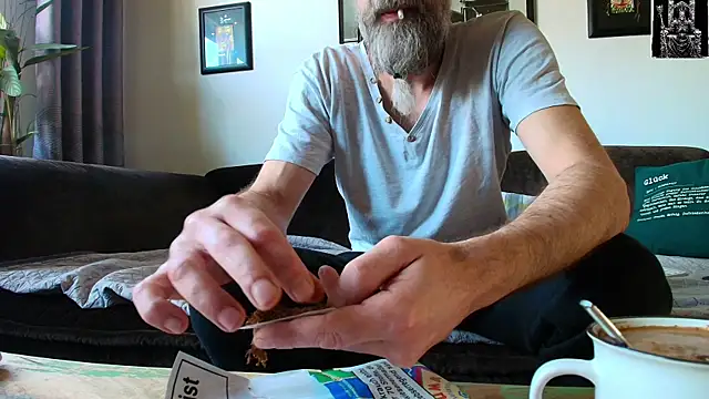 Snapshot of Kingsscepter chatting on February 23, 11:22 am Kingsscepter online show from February 23, 11:22 am