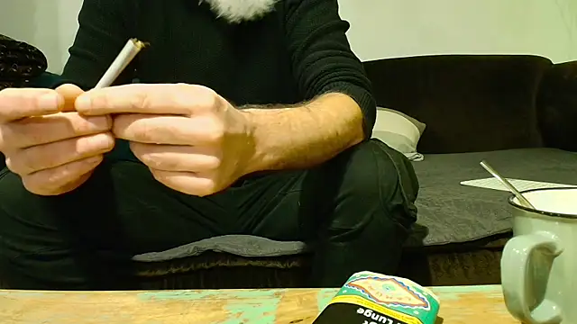 Snapshot of Kingsscepter chatting on November 25, 5:02 pm Kingsscepter online show from November 25, 5:02 pm