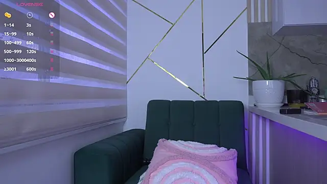 b3llaspringg online show from June 14, 11:07 pm