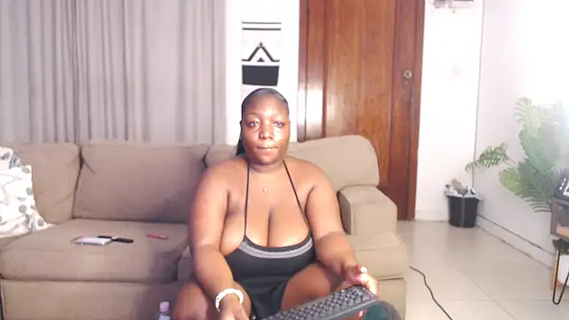 Snapshot of Aphrodite_92 chatting on September 21, 3:08 am Aphrodite 92 online show from September 21, 3:08 am