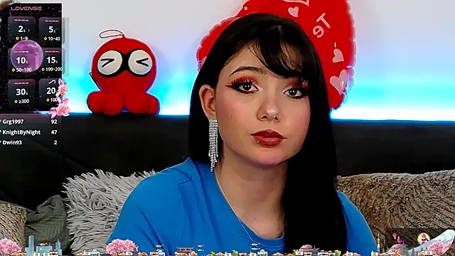 AveryWillow online show from February 24, 9:09 pm