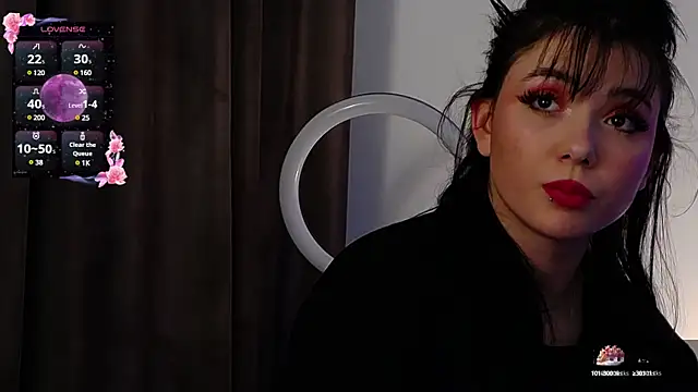 AveryWillow online show from March 11, 1:45 pm