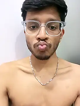 Snapshot of skinnyyyyyyyyy chatting on January 22, 3:51 pm skinnyyyyyyyyy online show from January 22, 3:51 pm