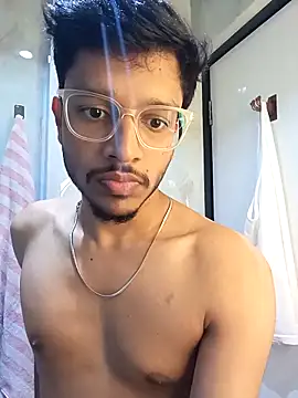 Snapshot of skinnyyyyyyyyy chatting on October 22, 4:02 am skinnyyyyyyyyy online show from October 22, 4:02 am