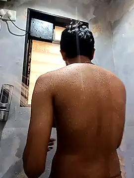 Snapshot of skinnyyyyyyyyy chatting on December 5, 4:43 am skinnyyyyyyyyy online show from December 5, 4:43 am