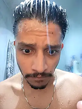 Snapshot of skinnyyyyyyyyy chatting on December 18, 4:51 am skinnyyyyyyyyy online show from December 18, 4:51 am