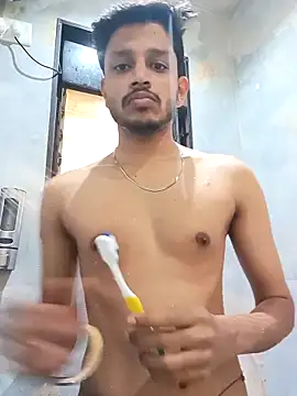 Snapshot of skinnyyyyyyyyy chatting on December 19, 5:03 am skinnyyyyyyyyy online show from December 19, 5:03 am