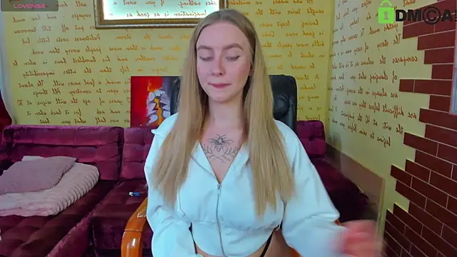 Snapshot of alexa_glory chatting on October 4, 10:57 am alexa glory online show from October 4, 10:57 am