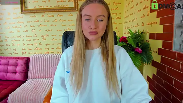 Snapshot of alexa_glory chatting on November 12, 10:48 am alexa glory online show from November 12, 10:48 am