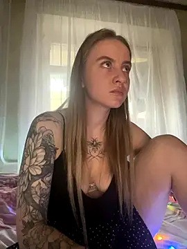 Snapshot of alexa_glory chatting on November 22, 11:20 am alexa glory online show from November 22, 11:20 am