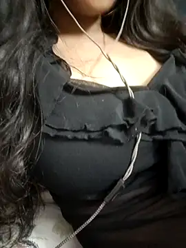 Snapshot of Sanjana-Mehar chatting on February 27, 6:31 pm Sanjana-Mehar online show from February 27, 6:31 pm