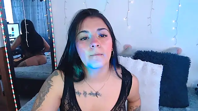 Samanta james19 online show from July 26, 6:04 pm