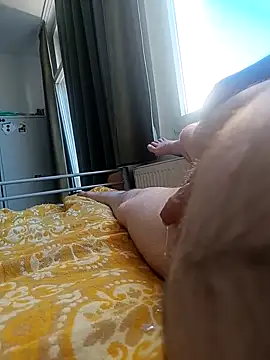 Snapshot of awesome-dirty-dick chatting on September 18, 4:09 pm awesome-dirty-dick online show from September 18, 4:09 pm