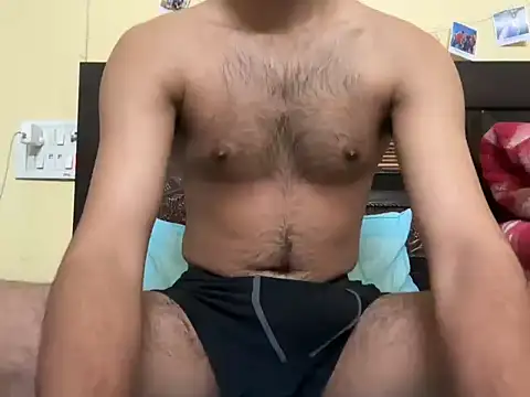 Snapshot of rahul_4u chatting on January 8, 7:32 am rahul 4u online show from January 8, 7:32 am