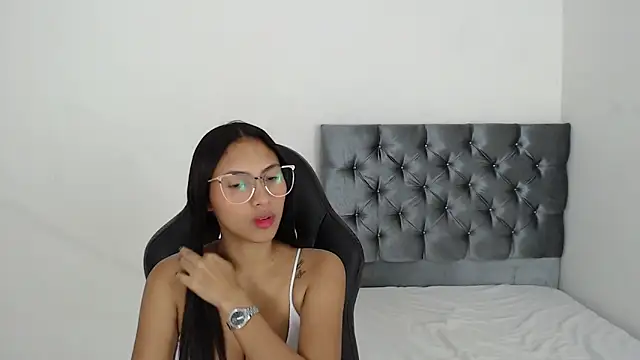 nicol jc online show from December 19, 12:34 pm