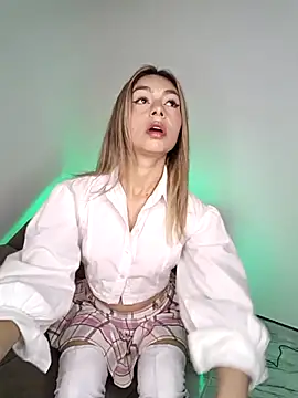 Karolgood3 online show from November 8, 8:29 pm