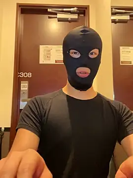 Ash zzz online show from March 18, 11:08 am