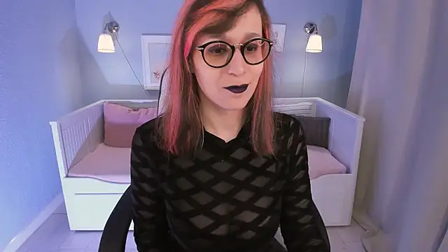 Snapshot of Dora_Marcelli chatting on January 17, 6:47 am Dora Marcelli online show from January 17, 6:47 am