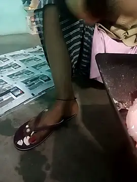 Snapshot of Surajpuja79 chatting on January 14, 3:28 pm Surajpuja79 online show from January 14, 3:28 pm