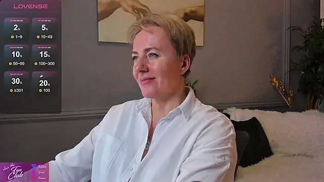 Snapshot of Nika_Smit chatting on January 10, 1:09 pm Nika Smit online show from January 10, 1:09 pm